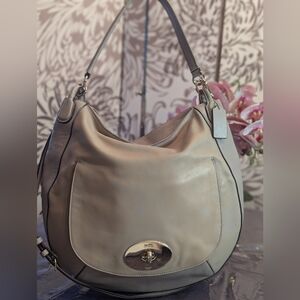 Vintage coach hobo bag. Great condition
